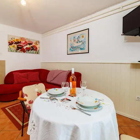 Duda Apartment *